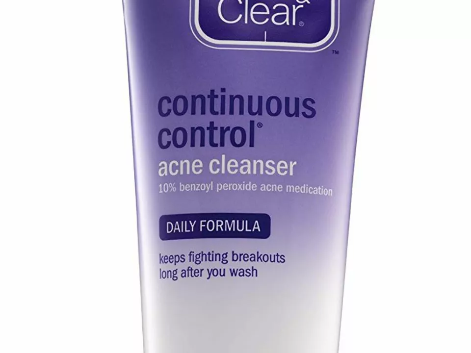 How to Choose a Benzoyl Peroxide Face Wash for Your Skin Type